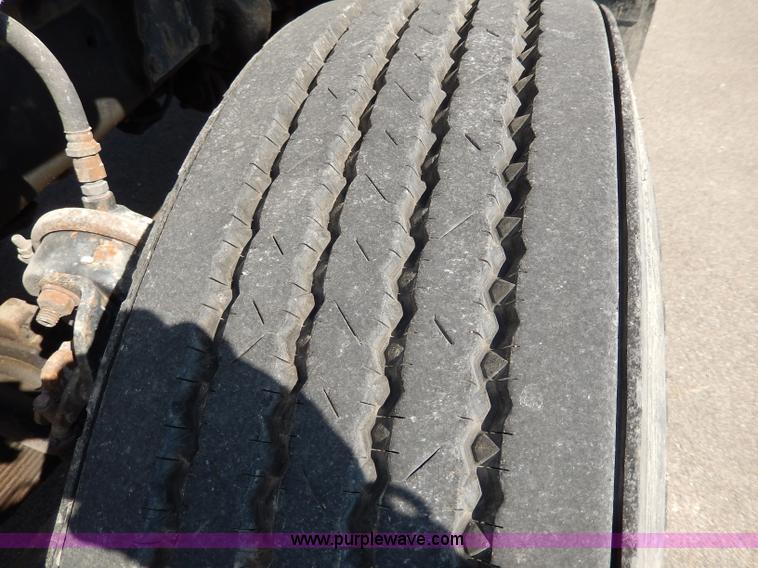 image for item H6945 1997 Ford LTS9000 semi truck