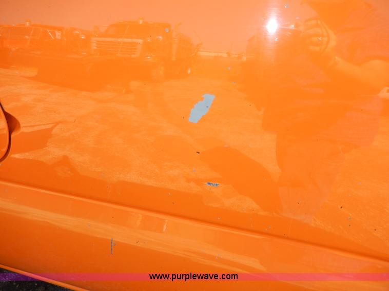 image for item H6948 2002 Chevrolet Silverado 2500 pickup truck