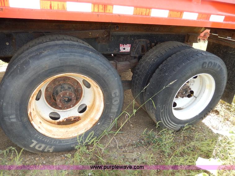 image for item H6950 1999 International 4900 dump truck