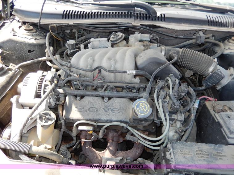 image for item H6951 1999 Ford Taurus LX