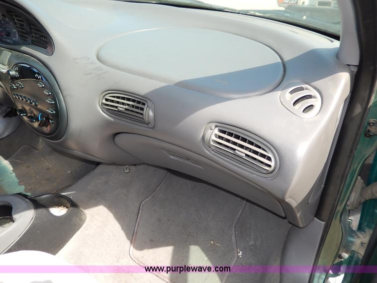 image for item H6951 1999 Ford Taurus LX