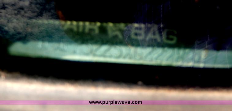 image for item H6951 1999 Ford Taurus LX