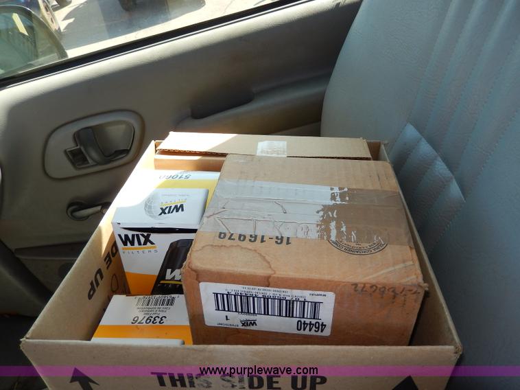 image for item H6953 1999 Chevrolet 2500 utility truck