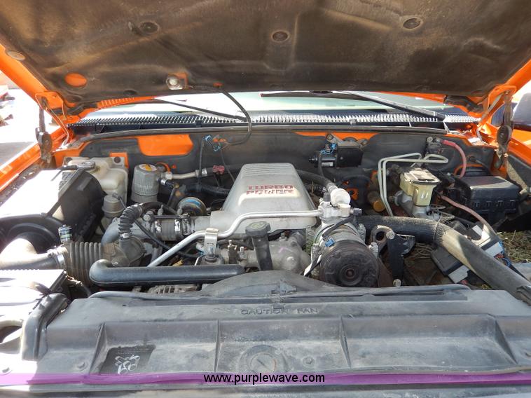 image for item H6953 1999 Chevrolet 2500 utility truck