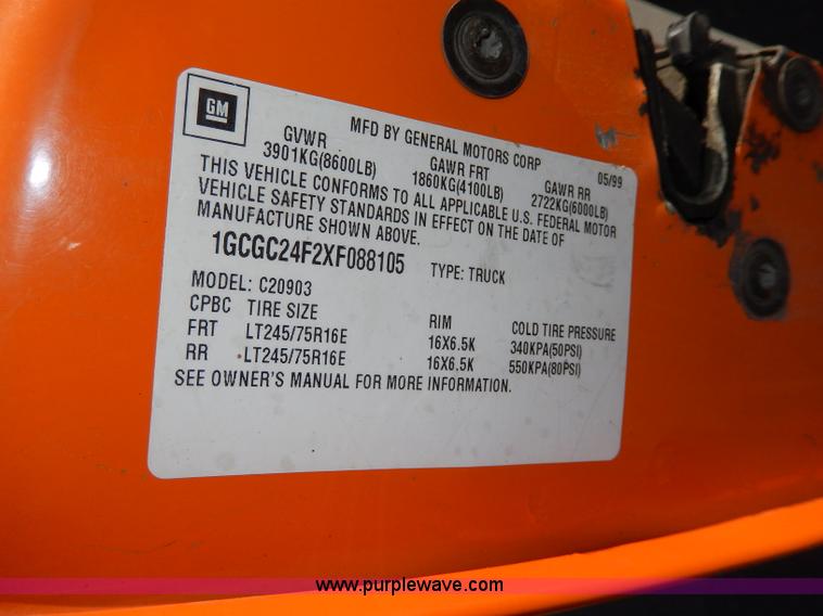 image for item H6953 1999 Chevrolet 2500 utility truck