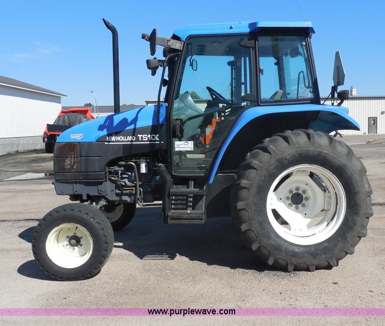 image for item I1366 2001 Ford TS100 tractor