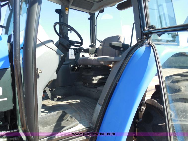 image for item I1366 2001 Ford TS100 tractor