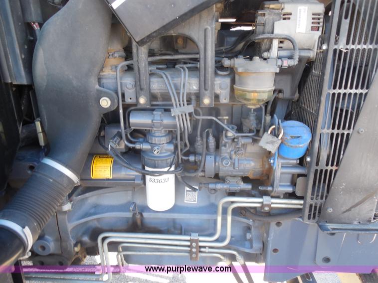 image for item I1366 2001 Ford TS100 tractor