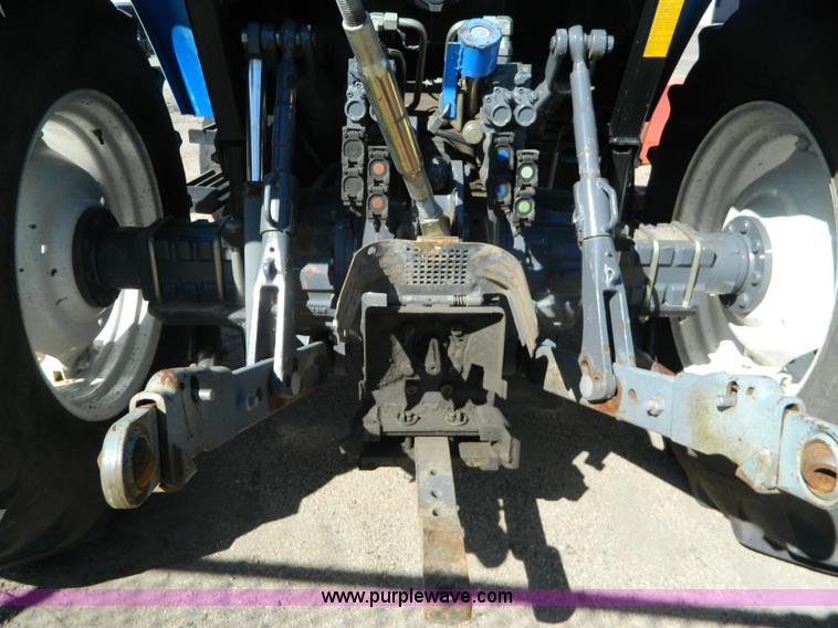 image for item I1366 2001 Ford TS100 tractor