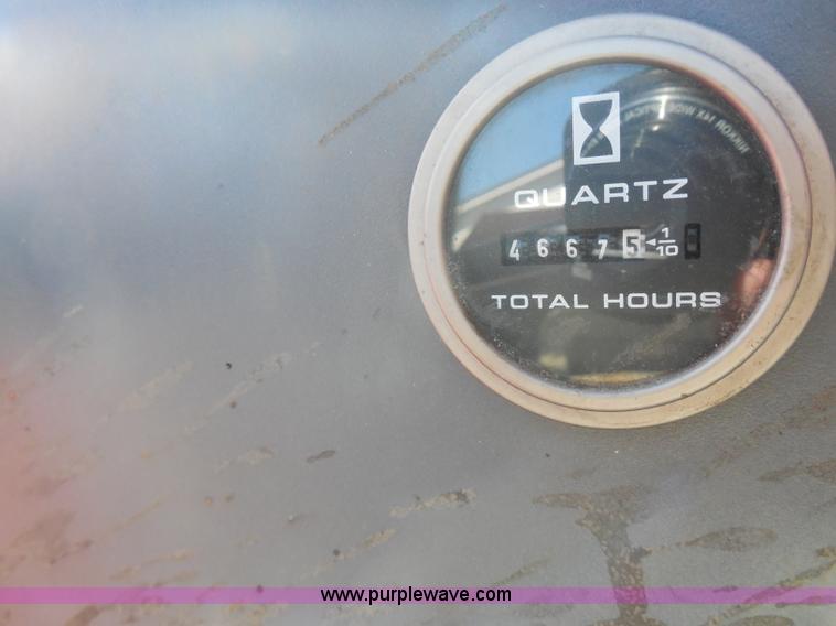 image for item I1367 1998 Ford 7740SL tractor