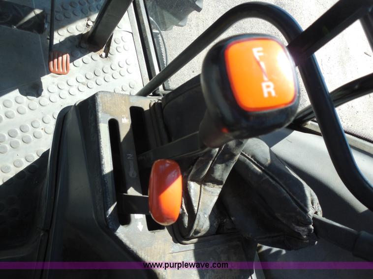 image for item I1367 1998 Ford 7740SL tractor