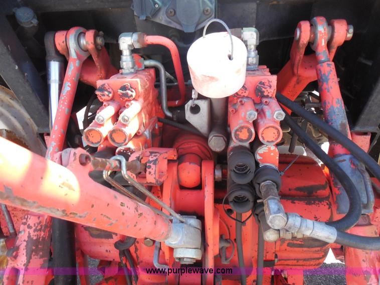 image for item I1367 1998 Ford 7740SL tractor