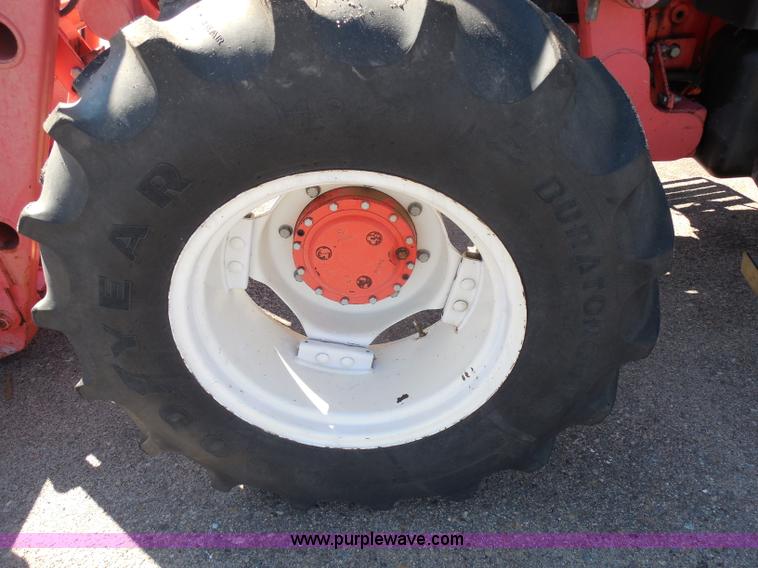 image for item I1367 1998 Ford 7740SL tractor