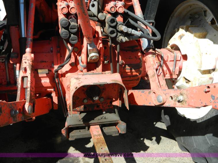 image for item I1367 1998 Ford 7740SL tractor