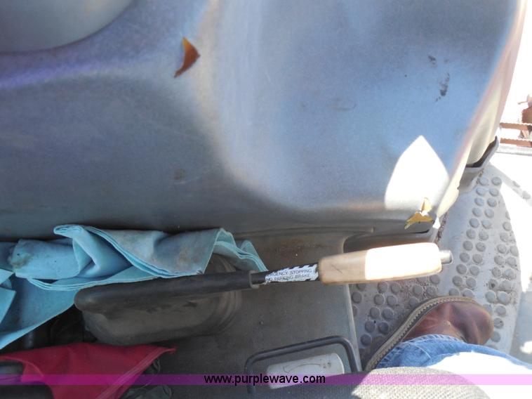 image for item I1368 1998 Ford 7740SL MFWD tractor