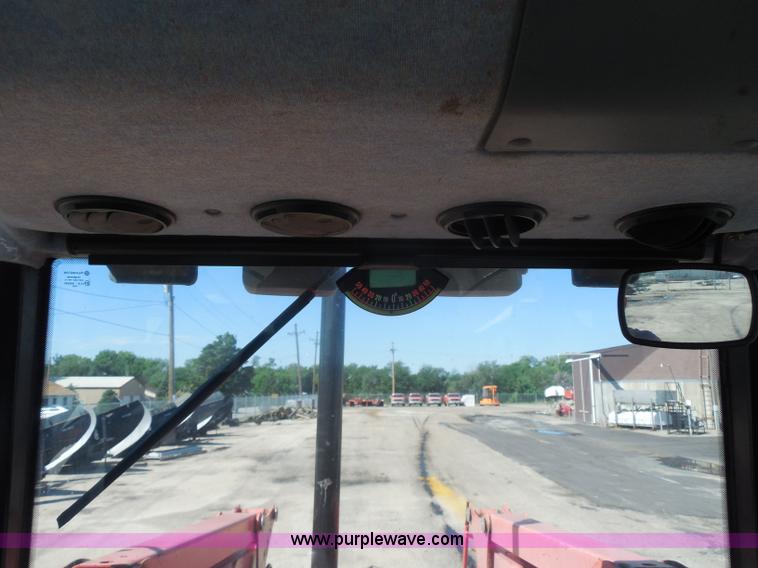 image for item I1368 1998 Ford 7740SL MFWD tractor