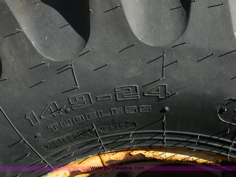 image for item I1368 1998 Ford 7740SL MFWD tractor