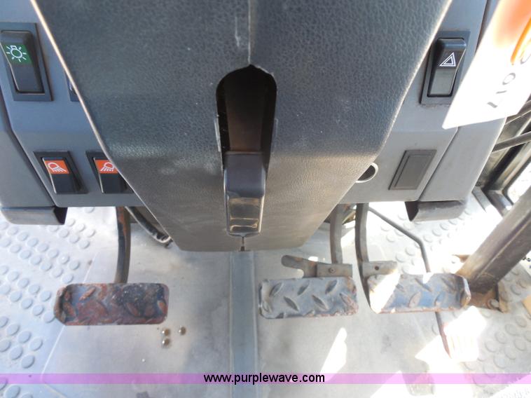 image for item I1369 1998 Ford 7740SL MFWD tractor