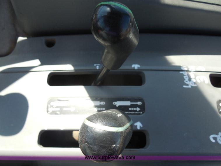 image for item I1369 1998 Ford 7740SL MFWD tractor