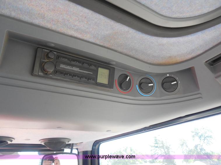 image for item I1369 1998 Ford 7740SL MFWD tractor