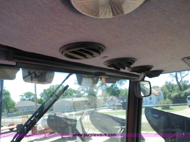 image for item I1369 1998 Ford 7740SL MFWD tractor