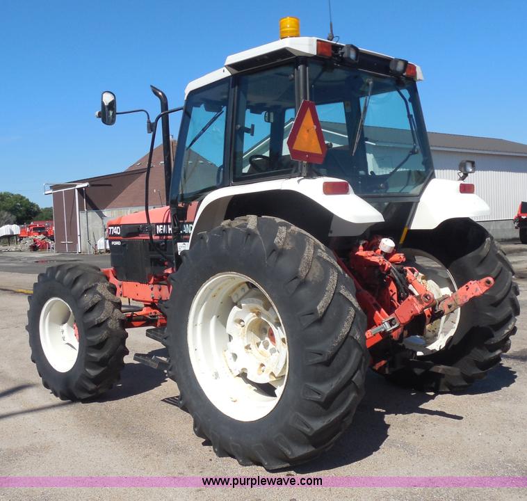 image for item I1370 1998 Ford 7740SL MFWD tractor