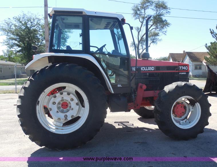 image for item I1370 1998 Ford 7740SL MFWD tractor