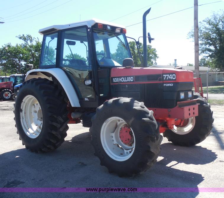 image for item I1370 1998 Ford 7740SL MFWD tractor
