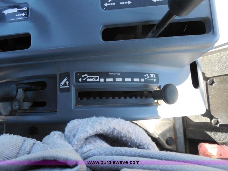 image for item I1370 1998 Ford 7740SL MFWD tractor