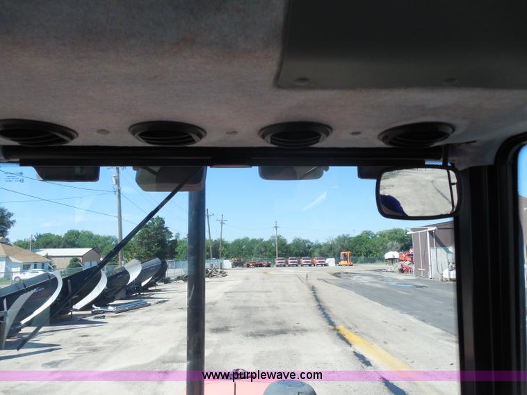 image for item I1370 1998 Ford 7740SL MFWD tractor