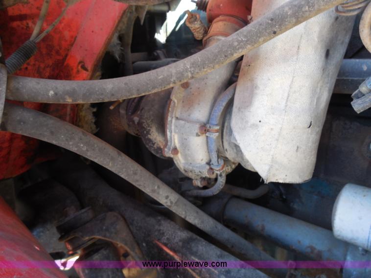 image for item I1373 1999 International 4900 dump truck