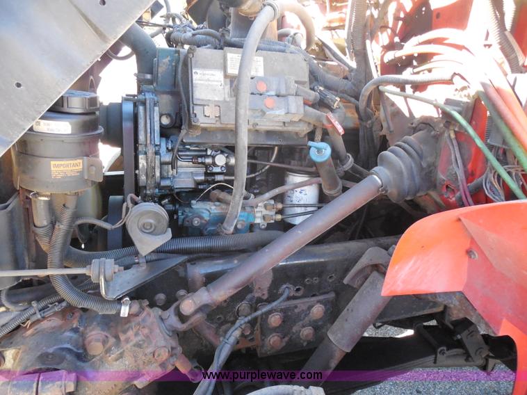 image for item I1373 1999 International 4900 dump truck