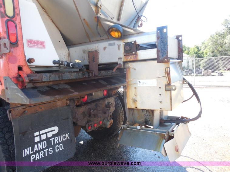 image for item I1373 1999 International 4900 dump truck