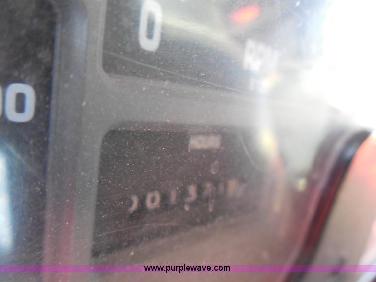 image for item I1374 1999 International 4900 dump truck