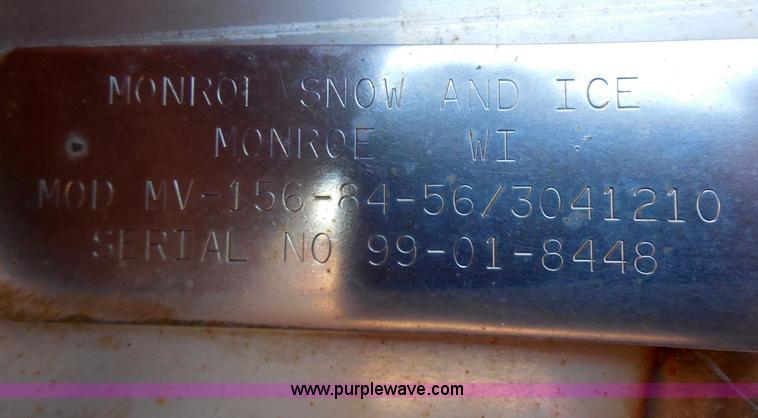 image for item I1374 1999 International 4900 dump truck