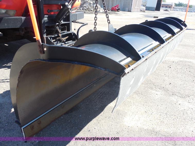 image for item I1374 1999 International 4900 dump truck