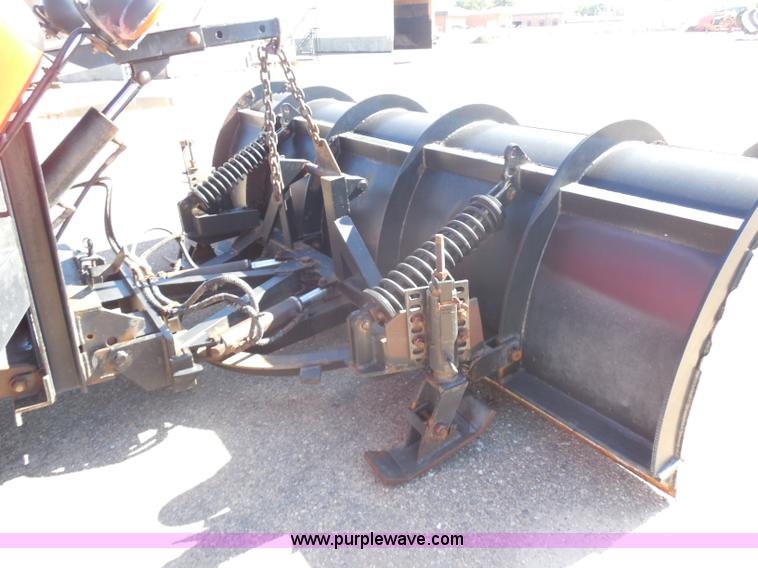 image for item I1375 1999 International 4900 dump truck