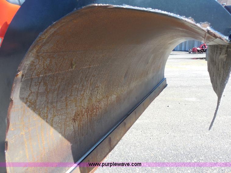 image for item I1375 1999 International 4900 dump truck