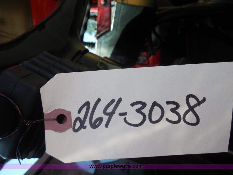 image for item I1375 1999 International 4900 dump truck