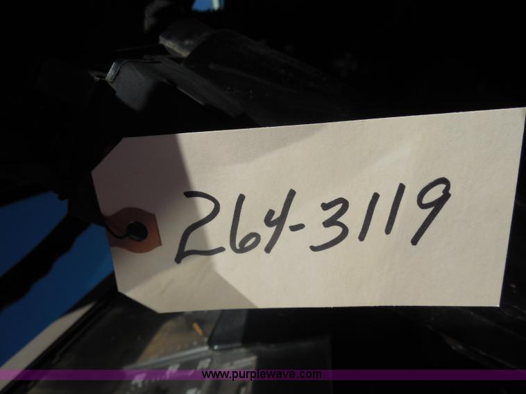 image for item I1377 1999 International 4900 dump truck