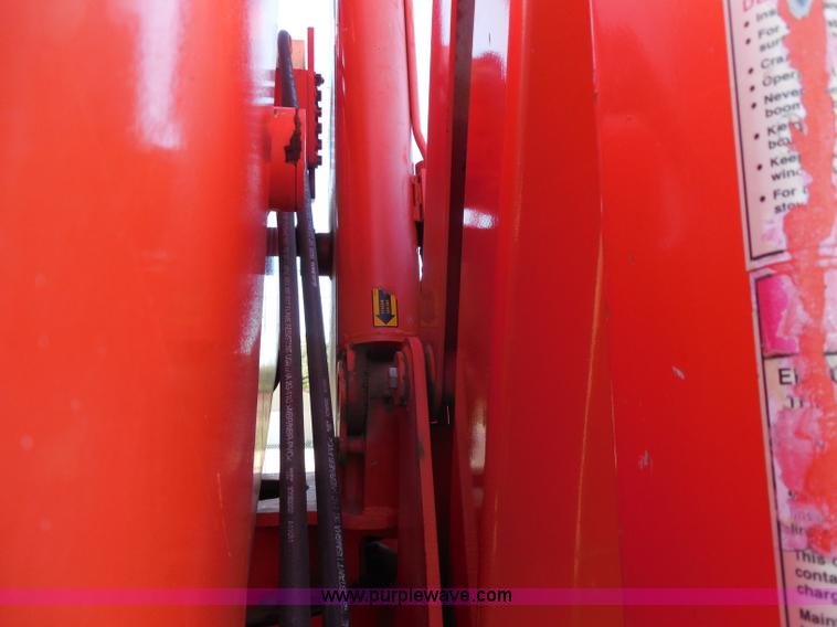 image for item I1378 1994 Ford LNT8000 tilt bed truck