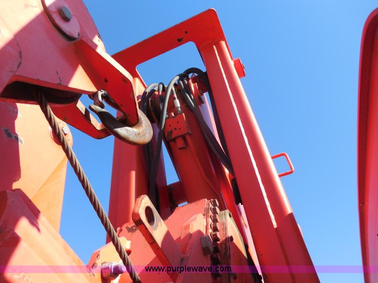 image for item I1378 1994 Ford LNT8000 tilt bed truck