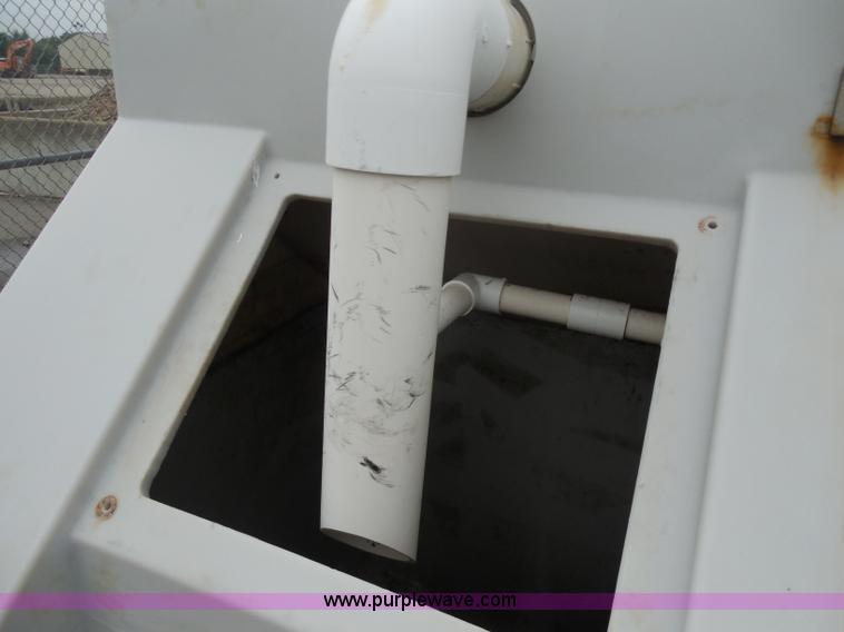 image for item I1391 1998 Varitech Industries SB600 salt brine mixer