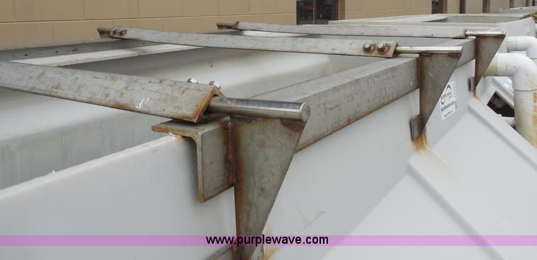 image for item I1391 1998 Varitech Industries SB600 salt brine mixer