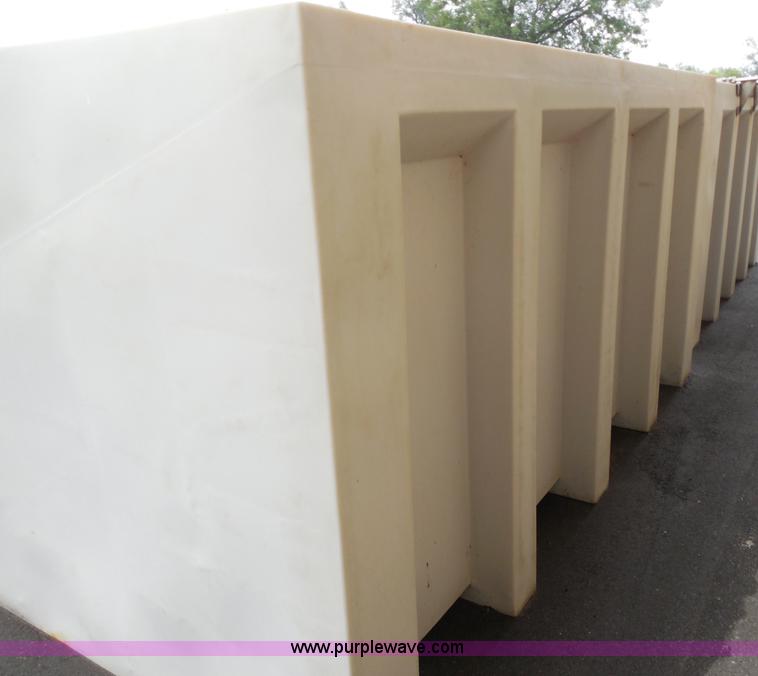 image for item I1392 1998 Varitech Industries SB600 salt brine mixer