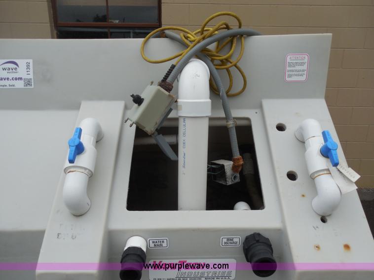 image for item I1392 1998 Varitech Industries SB600 salt brine mixer