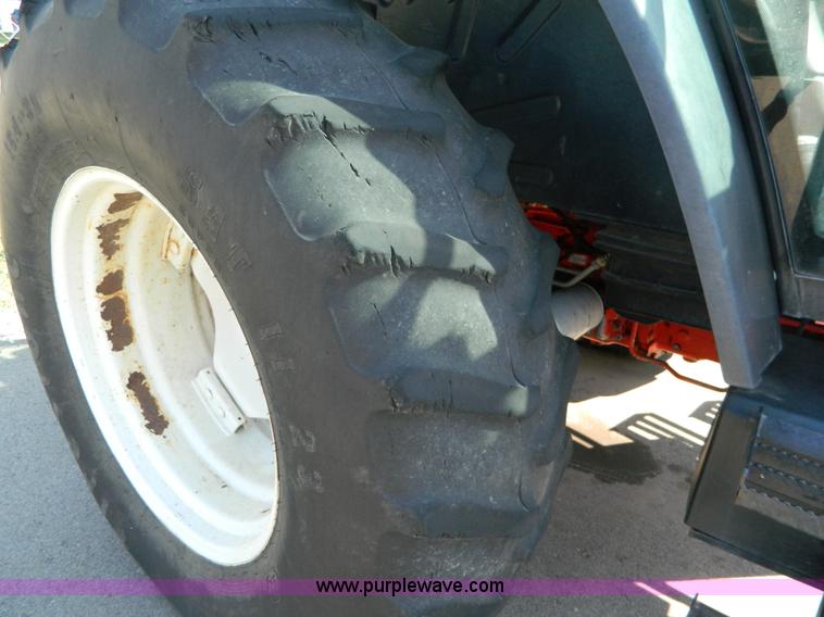 image for item I1396 1999 Ford TS100 tractor