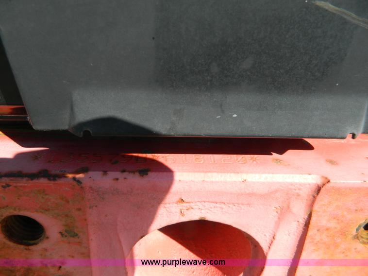 image for item I1396 1999 Ford TS100 tractor