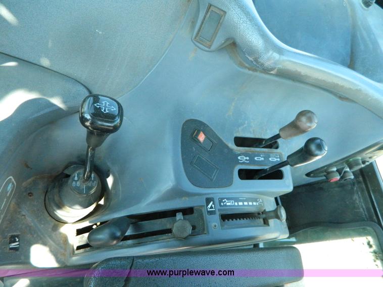 image for item I1396 1999 Ford TS100 tractor