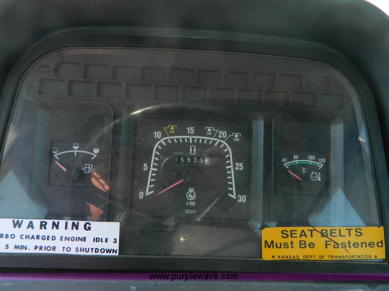 image for item I1396 1999 Ford TS100 tractor